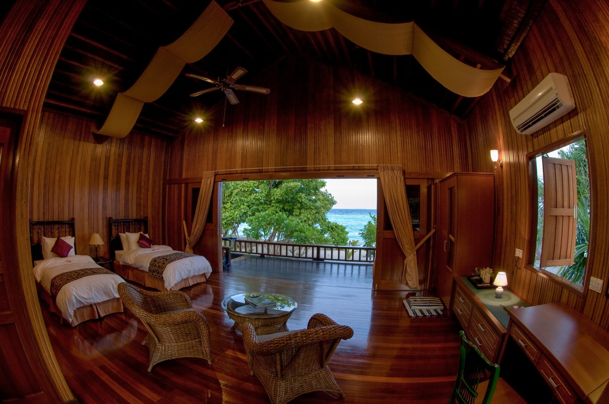 Beach/Garden Villa, Pom Pom Island Resort  1
