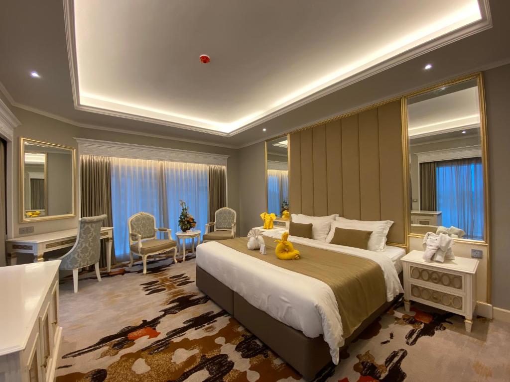 Riverside Majestic 1