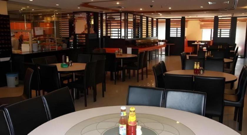 Grand City Hotel 3