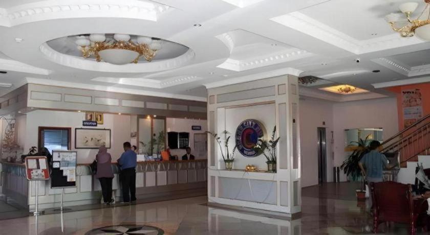 Grand City Hotel 2
