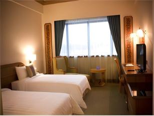 Centrepoint Hotel 1
