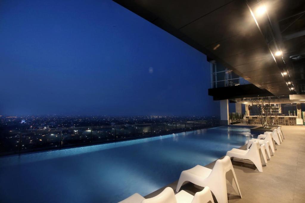 The Zuri Hotel Palembang 8