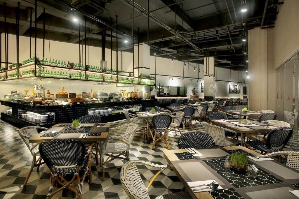 The Zuri Hotel Palembang 3