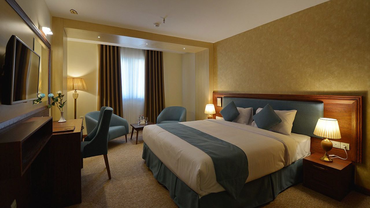 Shirazis Hotel 1