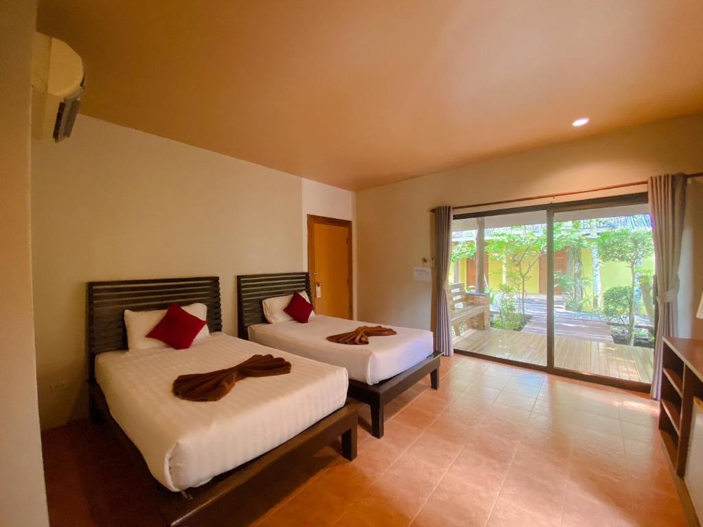 Sunda Resort  2