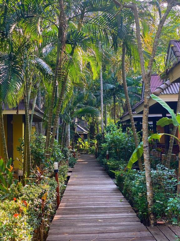 Sunda Resort  3