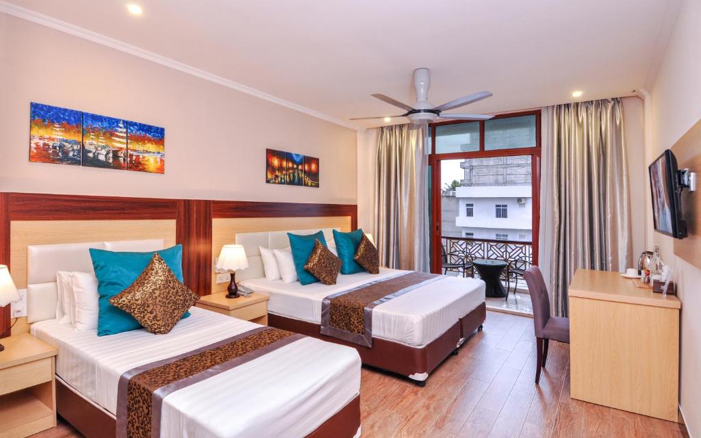 Triton Beach Hotel & Spa 7