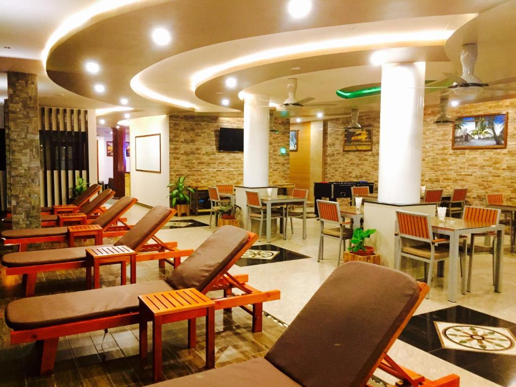 Triton Beach Hotel & Spa 8