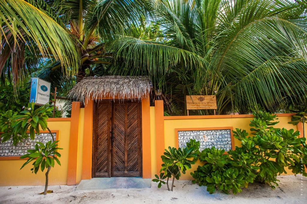 Stingray Beach Inn 7
