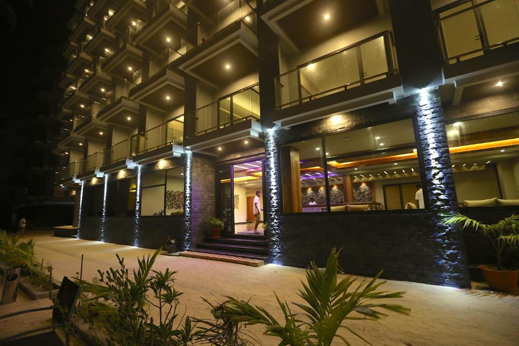 Kaani Grand Seaview 36