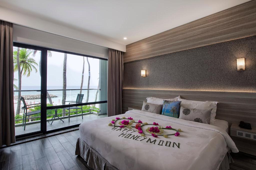 Kaani Grand Seaview 27