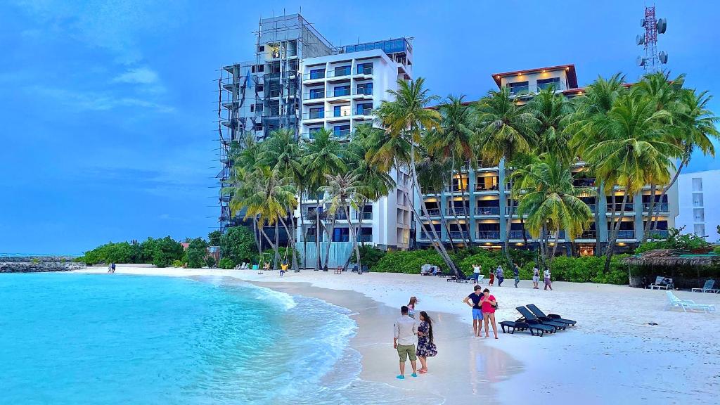 Kaani Grand Seaview 17