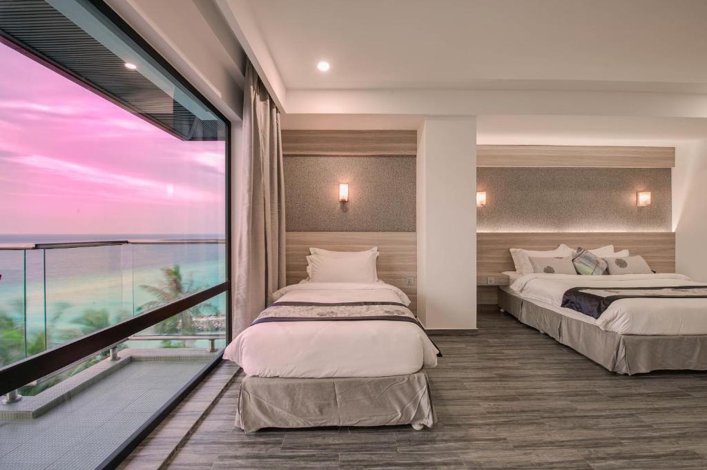 Kaani Grand Seaview 26