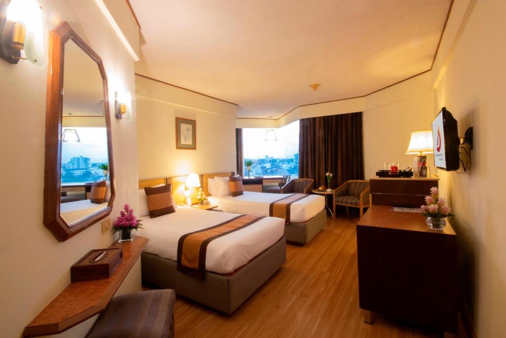 Duangtawan Hotel  2