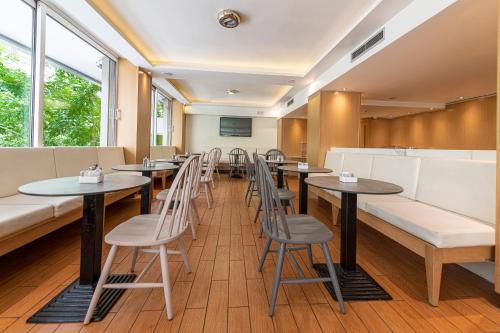 Parnon Hotel 1