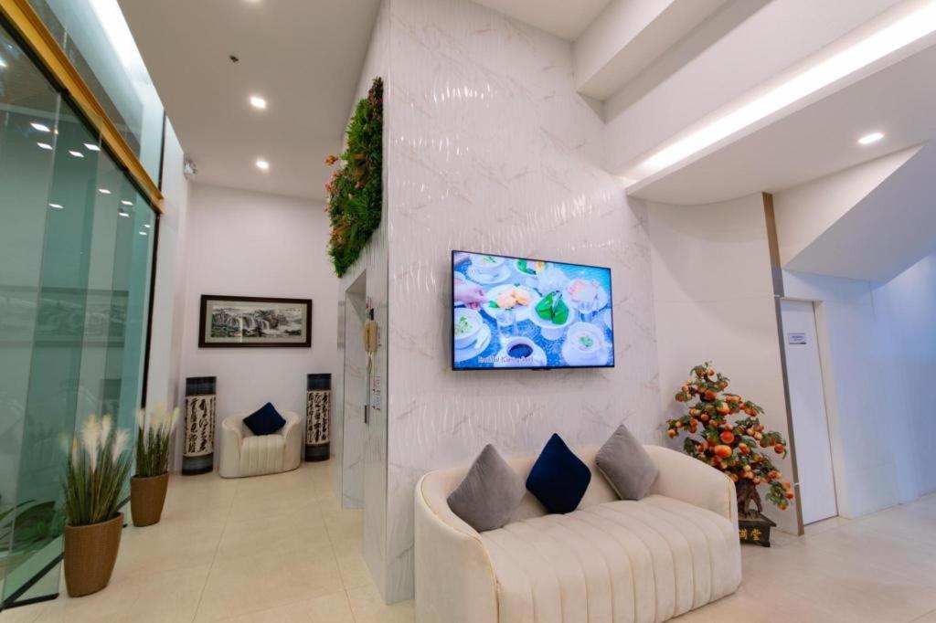 Analynn Hotel 2