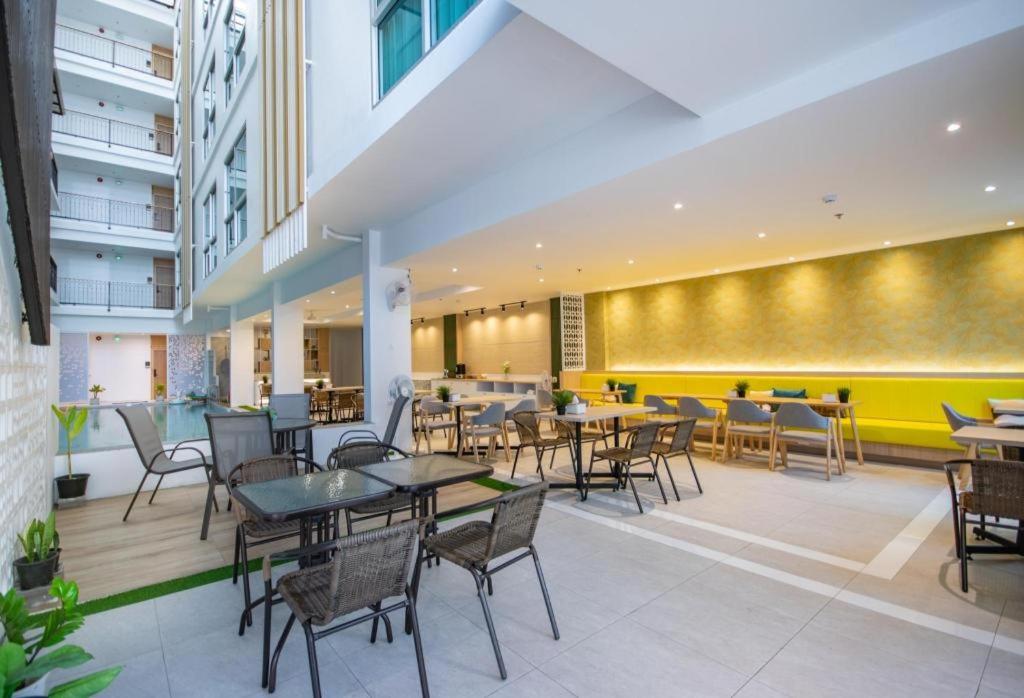 Analynn Hotel 3