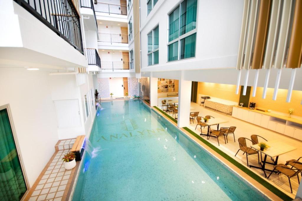 Analynn Hotel 4