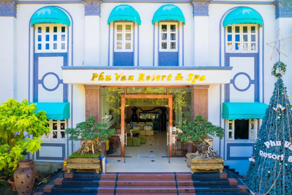 Phu Van Resort 3