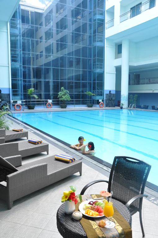 Pacific Palace Hotel 3