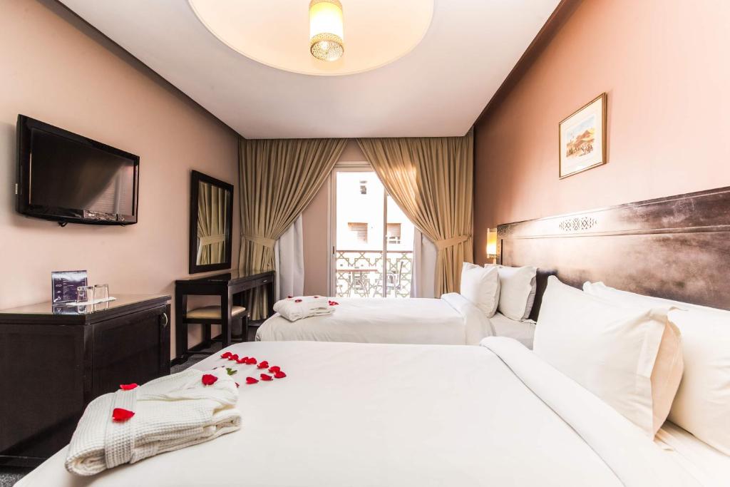 Hotel Almas 18