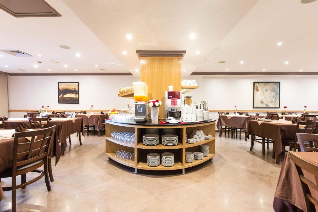 Hotel Almas 27