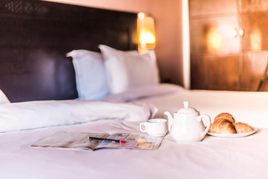 Hotel Almas 8