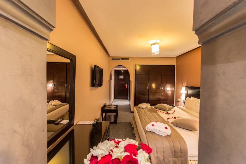 Hotel Almas 10