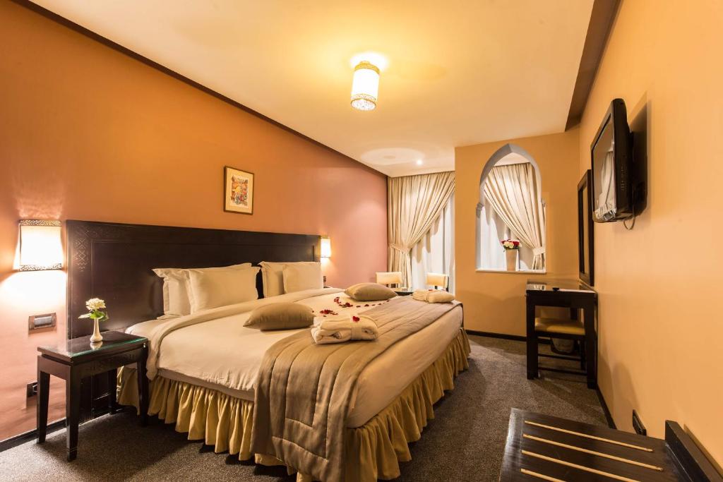 Hotel Almas 11