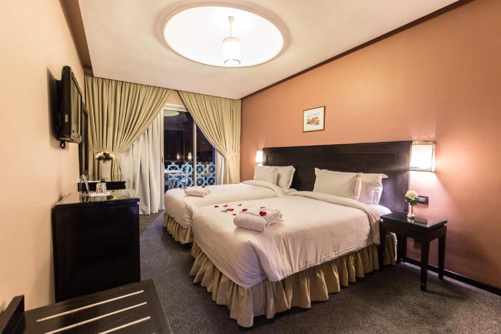 Hotel Almas 14