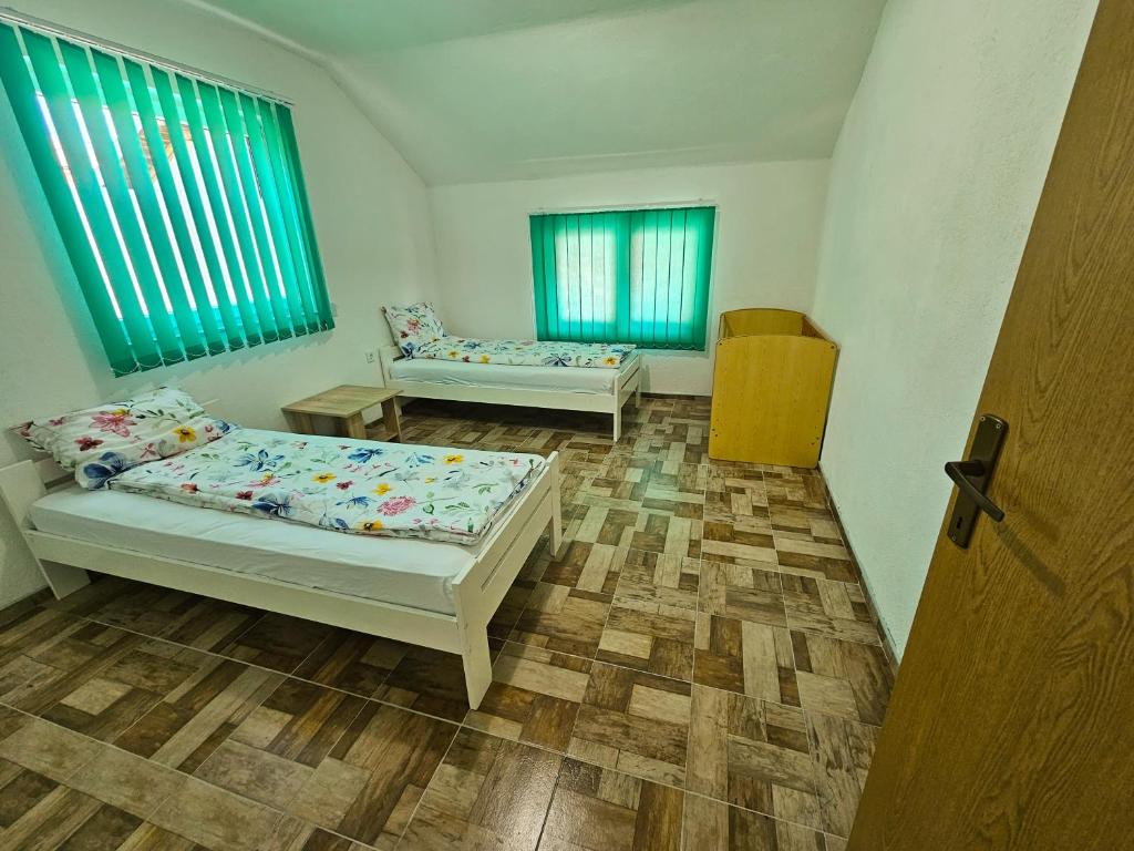 Apartment Bijela Ladja 1