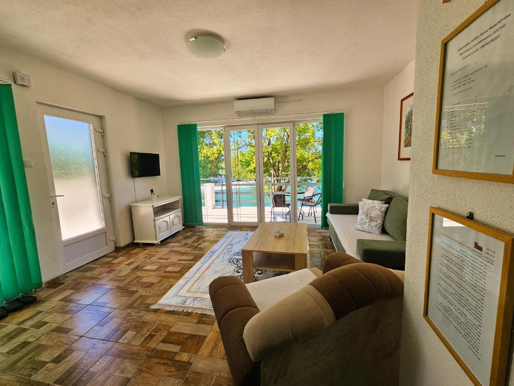 Apartment Bijela Ladja 2