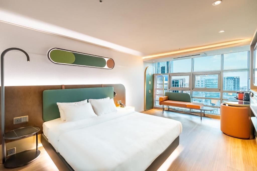 Amber central hotel 1