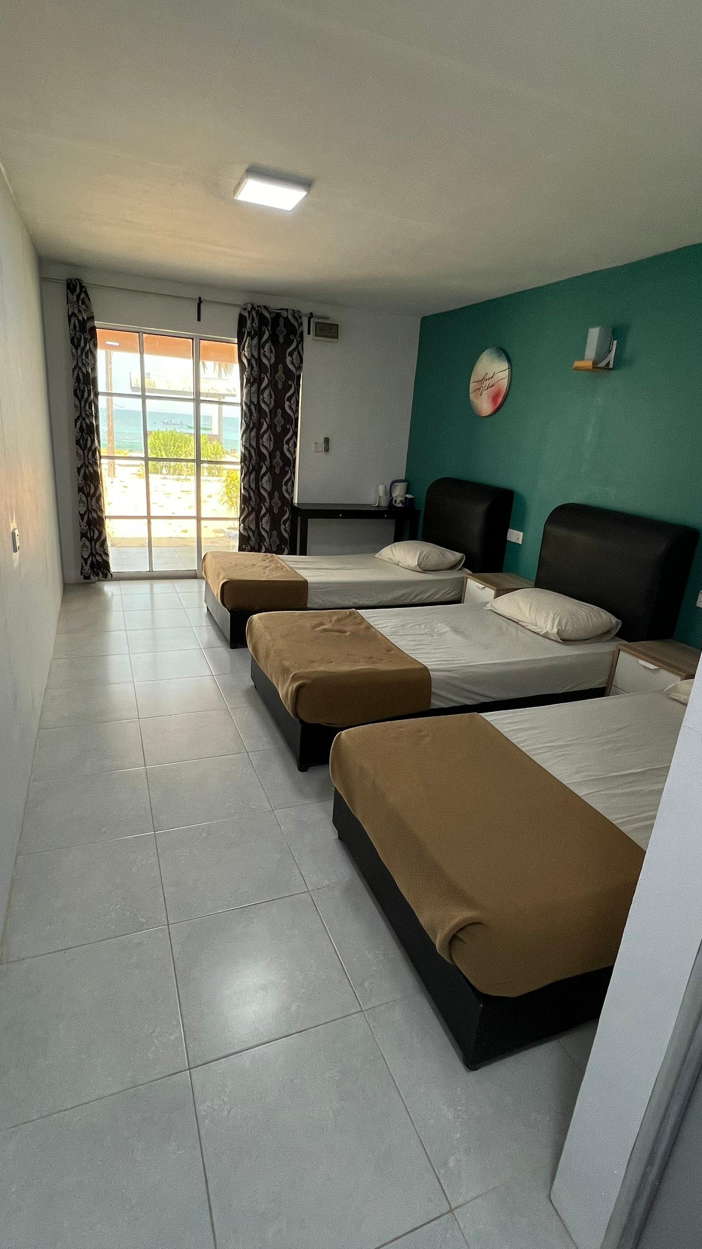 Superior Beach Chalet Front, Idaman Beach Holiday Resort 2