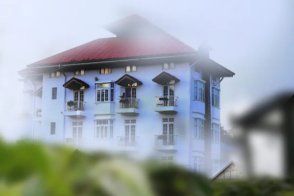 Royal Hills  2