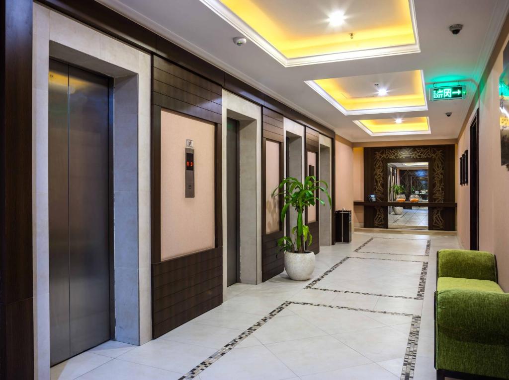 Gloria Inn 21