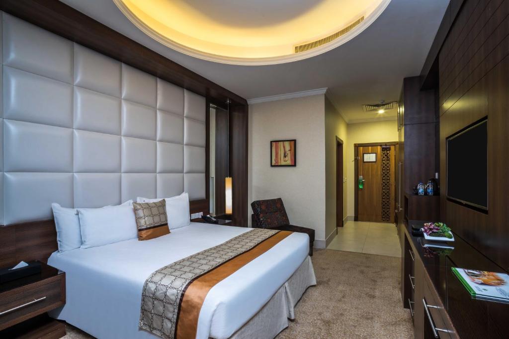 Gloria Inn 10