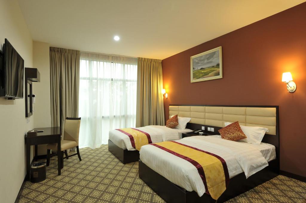 Hallmark Regency Hotel 2