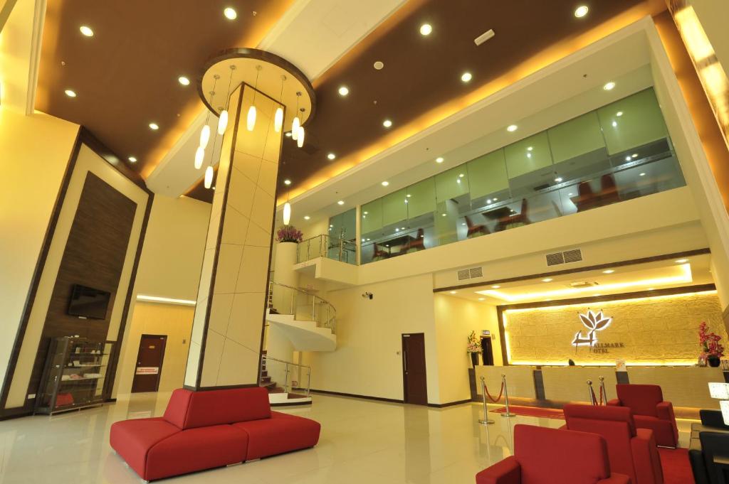 Hallmark Regency Hotel 4