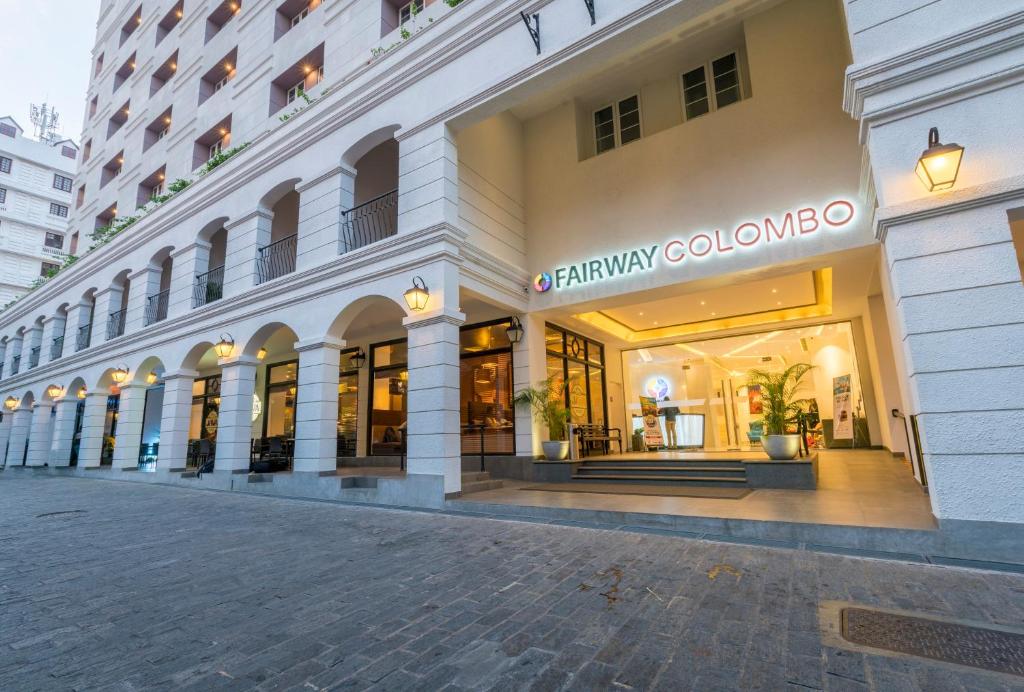 Fairway Colombo  3
