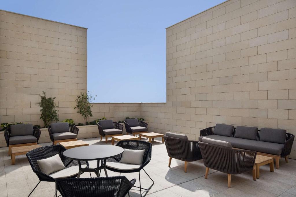 Hyatt House Jeddah Sari Street 16
