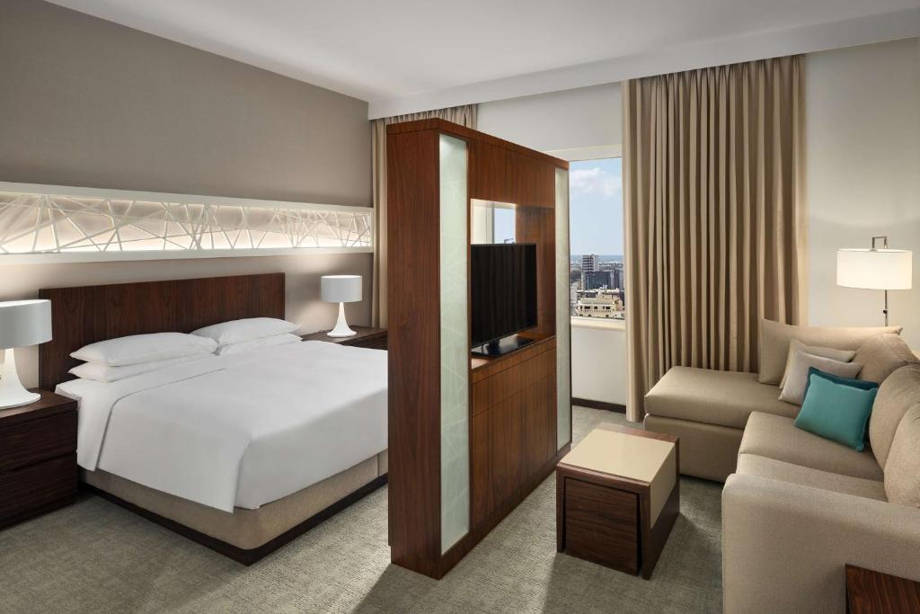 Hyatt House Jeddah Sari Street 12