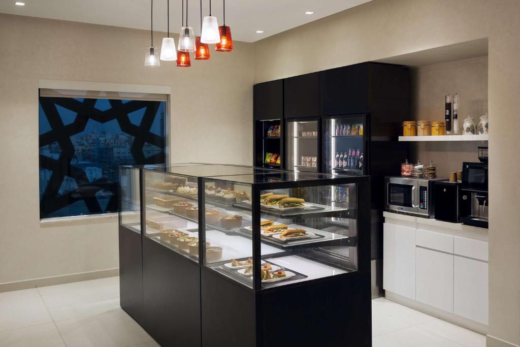 Hyatt House Jeddah Sari Street 14