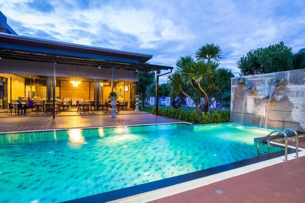 M Boutique Resort 4