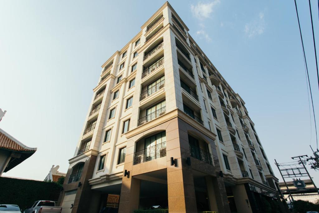 Thomson Residence 5