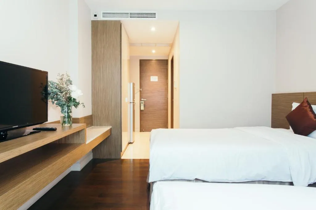 Thomson Residence 1