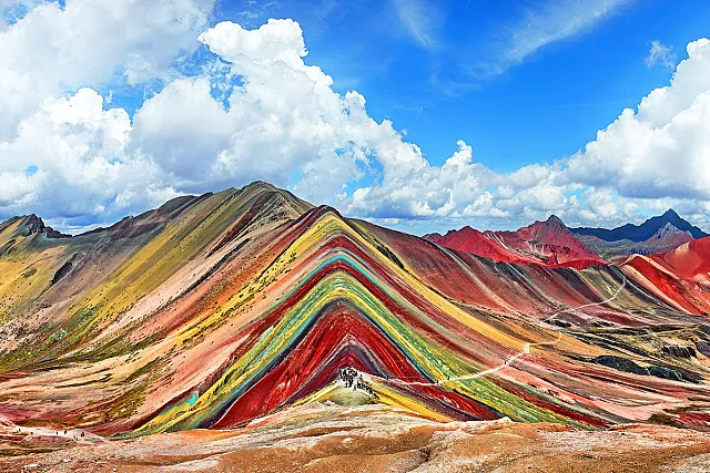 13H12M Pesona Amerika Selatan: Warisan Andes Peru & Bolivia