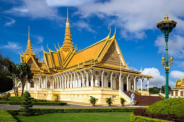 4D3N Exploration of Phnom Penh & Siem Reap, Cambodia