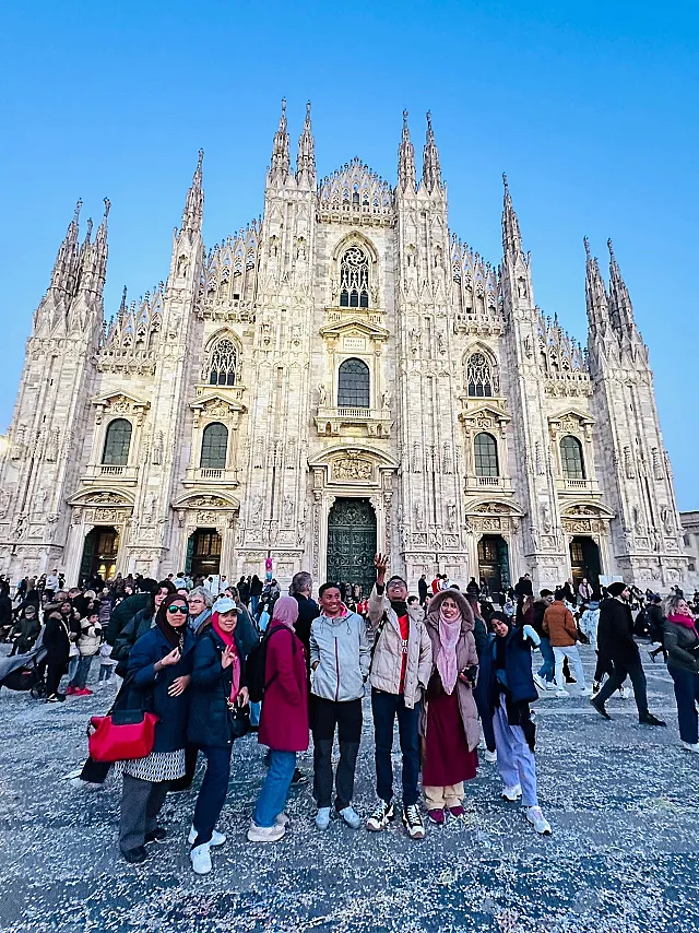 9H7M Italy & Switzerland