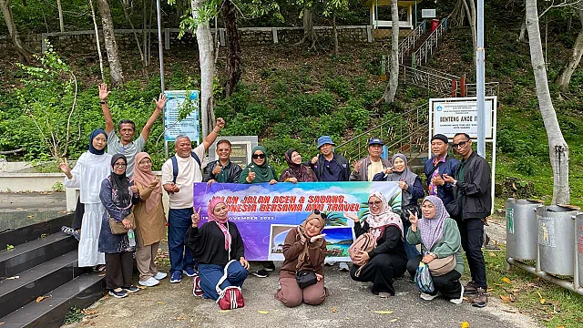 4H3M Aceh & Sabang (Dolphin Watching), Indonesia